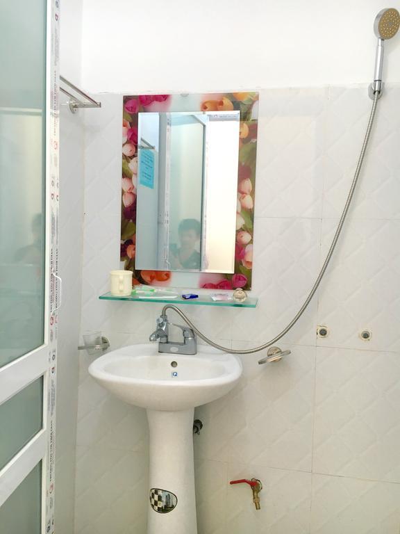 Huyen Tram Guesthouse Донгван Экстерьер фото